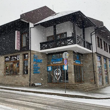 Granat Gondola Next To Lift Lägenhet