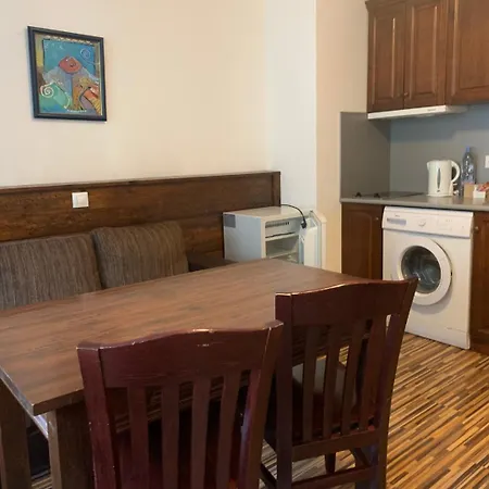 Granat Gondola Next To Lift * Банско