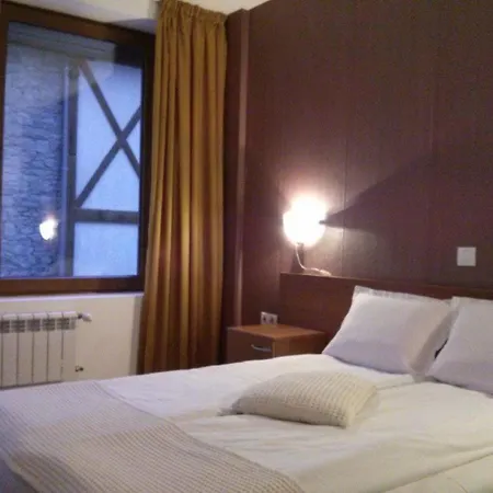 Granat Gondola Next To Lift Lägenhet *