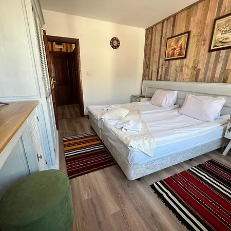 Granat Gondola Next To Lift * Банско