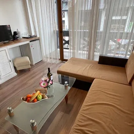 Granat Gondola Next To Lift Lägenhet *