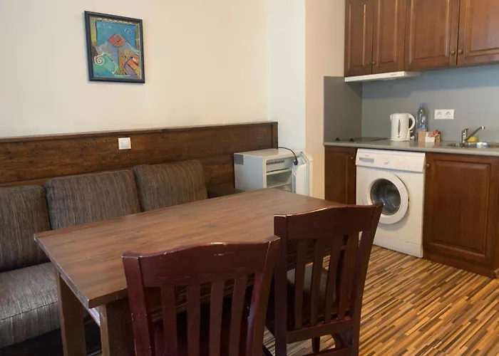 Granat Gondola Next To Lift * Banszko