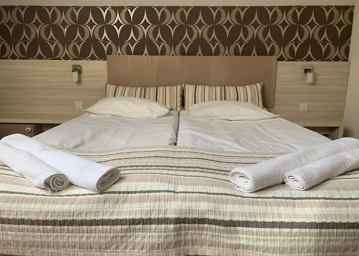 Granat Gondola Next To Lift Apartman *