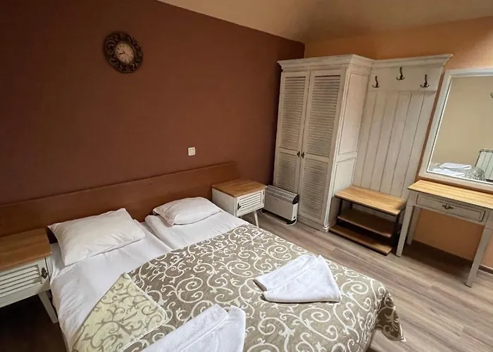 Granat Gondola Next To Lift * Banszko